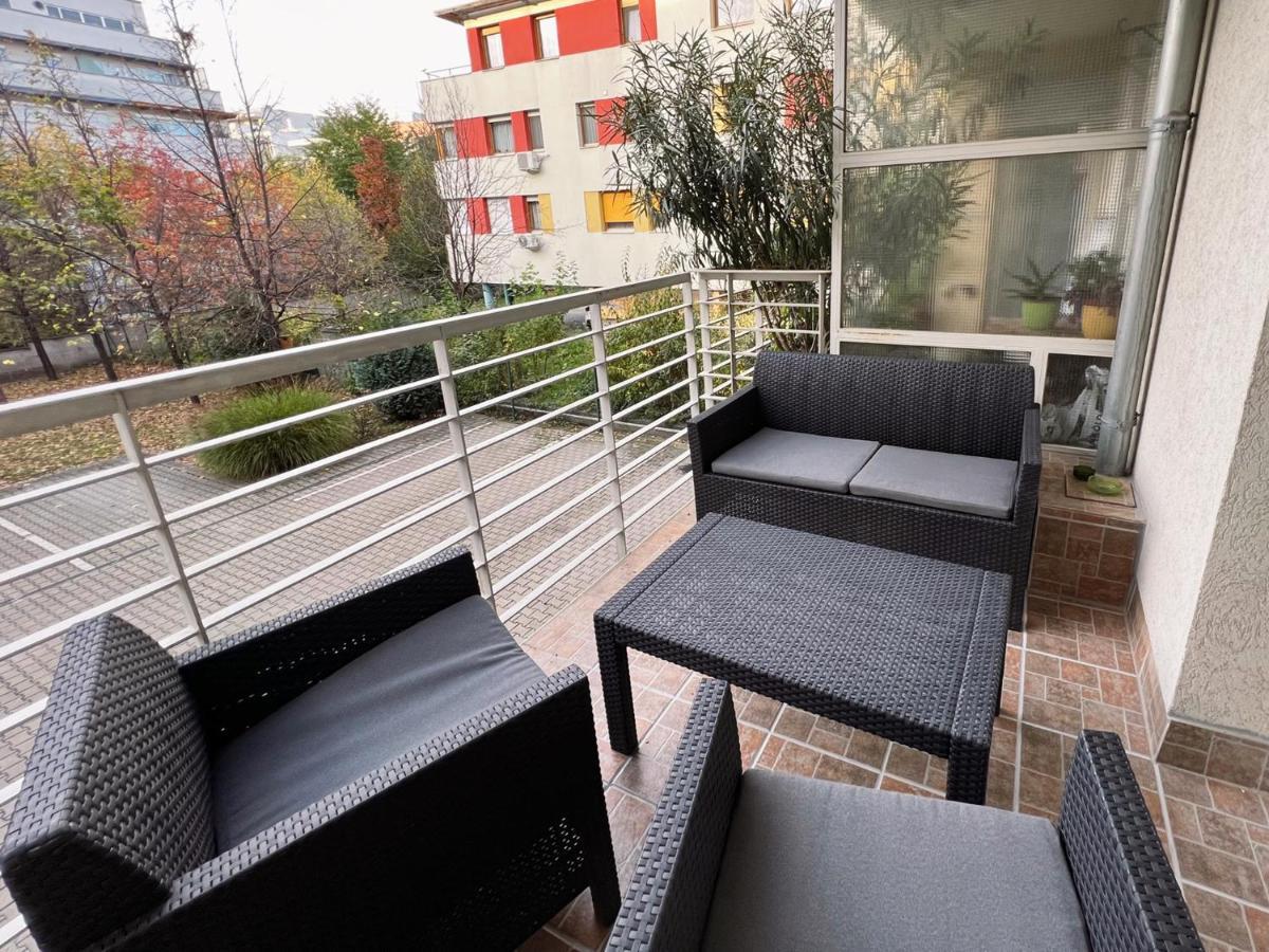 Center Budget Apartment Inside Free Parking Self Check-In Free Streaming Ac Balcony Budapest Kültér fotó
