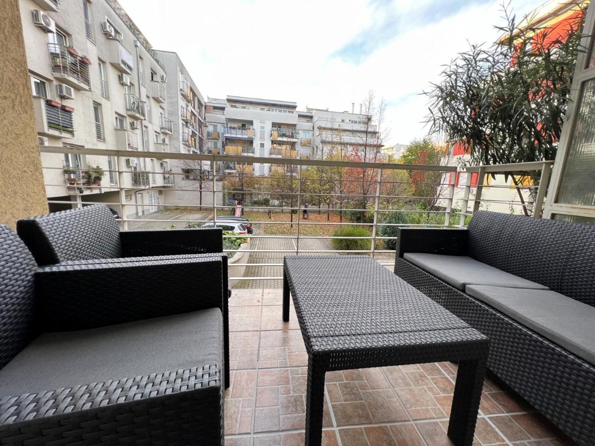 Center Budget Apartment Inside Free Parking Self Check-In Free Streaming Ac Balcony Budapest Kültér fotó