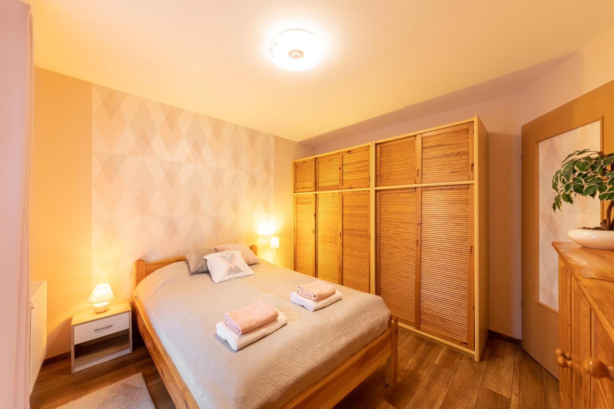Center Budget Apartment Inside Free Parking Self Check-In Free Streaming Ac Balcony Budapest Kültér fotó